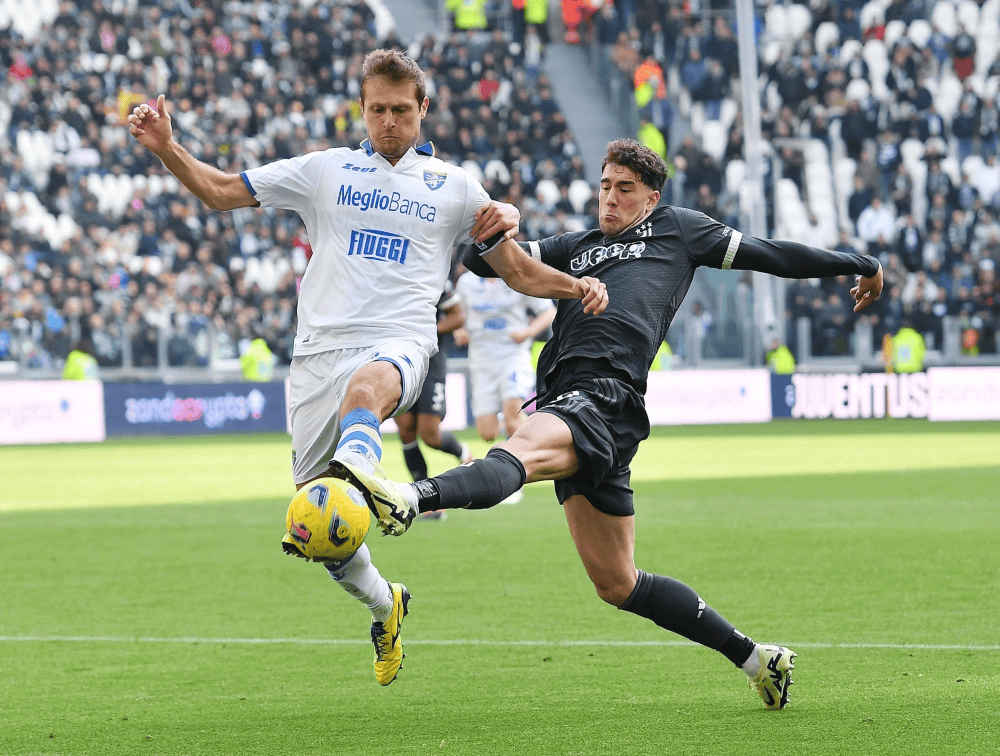 开云app关于NBA总决赛赛程吃紧；那不勒斯集结日篮板制胜；更衣室稳定；阵容厚度经受考验的信息